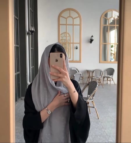 طرحه بتطريزات مختلفة والوان مختله