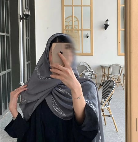 طرحه بتطريزات مختلفة والوان مختله