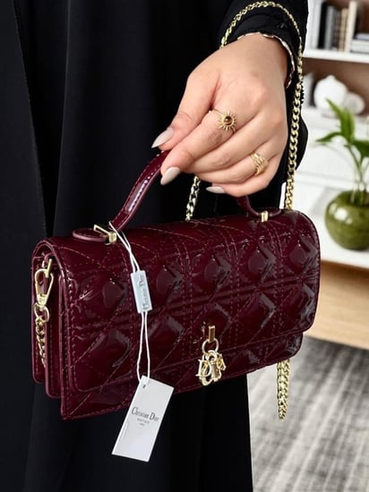 شنط ديور بجميع ملحقاتها