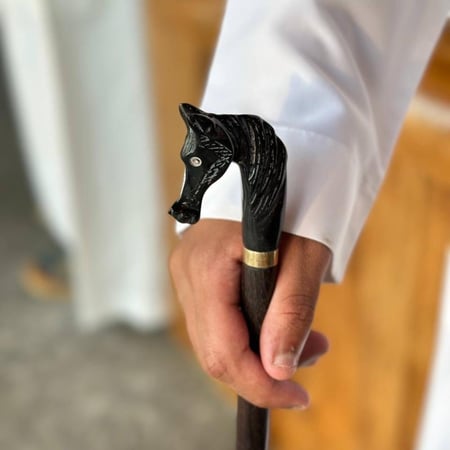 عصا مشي خشب