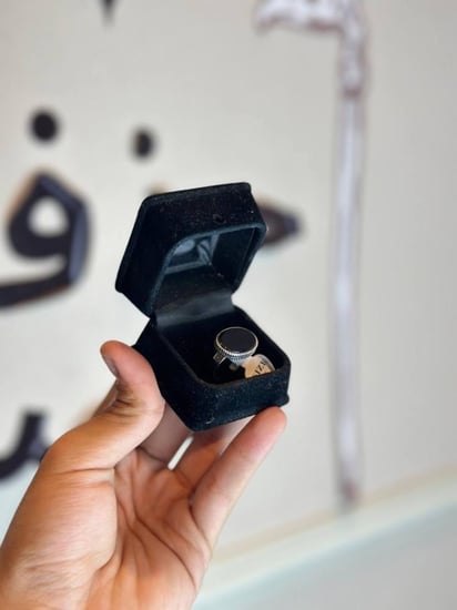 خاتم ملكي محزم - اسود