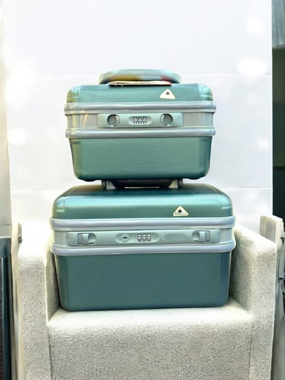 طقم شنطة مجوهرات وذهب فايبر بقفل مقاس12/10