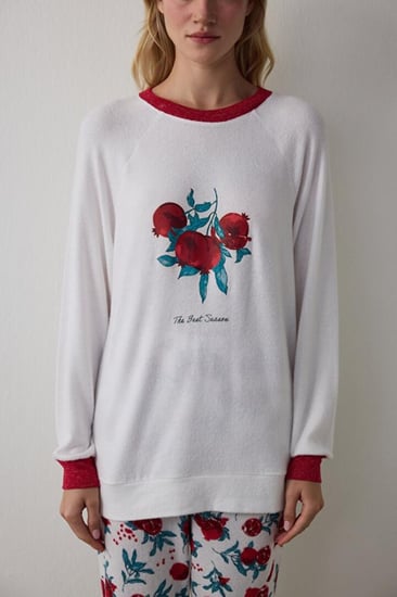 بلوزة بيجامة حرارية عاجية بطبعة عصرية للاسترخاش الدافئ Penti تركي أصلي