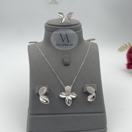 نصف طقم ذهب عيار 18