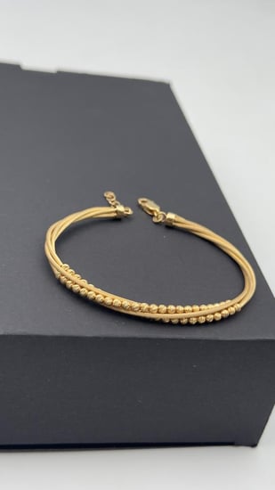 سوارة ذهب عيار 18