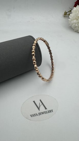 سوارة ذهب عيار 18