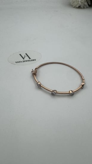 سوارة ذهب عيار 18