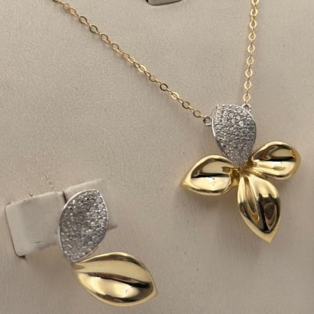 نصف طقم ذهب عيار 18