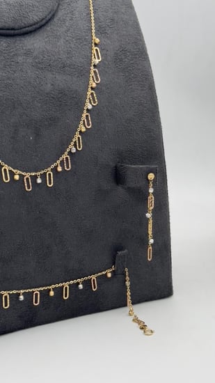 نصف طقم ذهب عيار 18