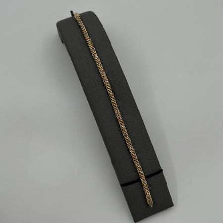 سوارة ذهب عيار 18