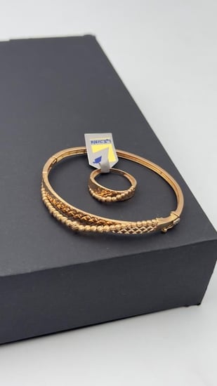 سوارة مع خاتم ( لازوردي ) ذهب عيار 21