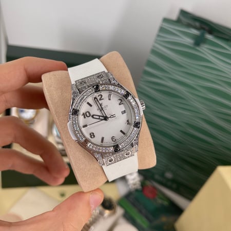 هوبلو نسائي