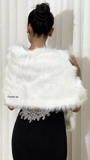 شال فورير أبيض