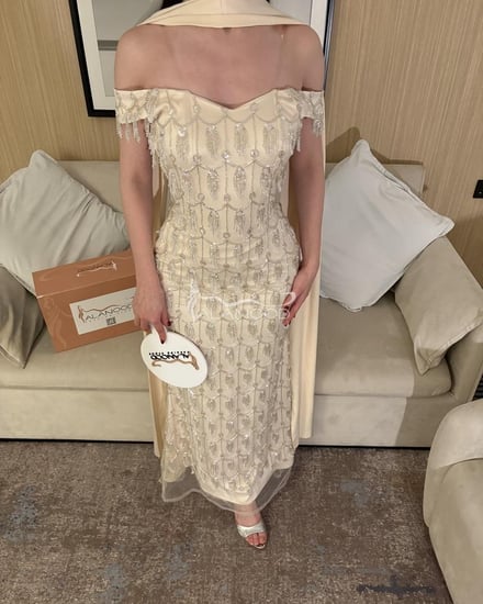 فستان ثريه فخم وانق بلون بيج