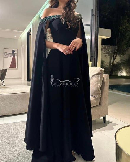 فستان سهرة اسود مطرز كرستال