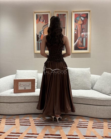 فستان بني سهره انيق