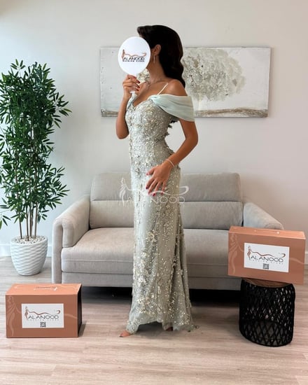 فستان تيفاني بكلفة سهرة