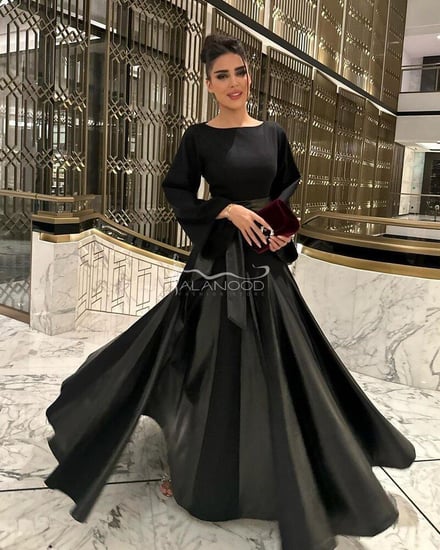 فستان مخمل طويل باكمام