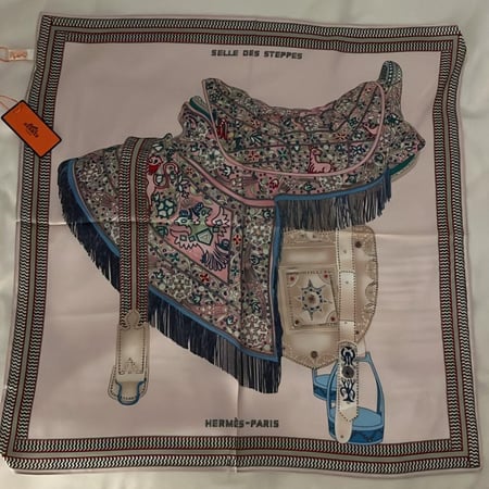 سكارف هيرمز