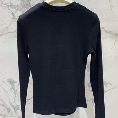 بلوزة لويفي