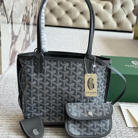 شنطة Goyard Saint Louis Pouch