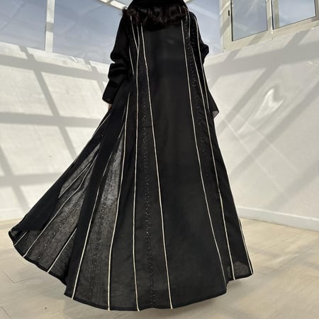 S200 - Black