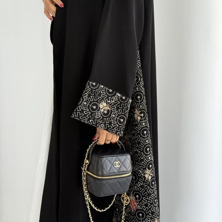 S162 - Black