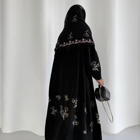 S178 - Black