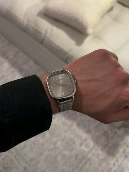 ساعة كاسيو بيج