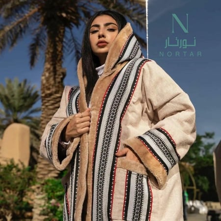 فروه نسائي كشميري مطرز بالسدو