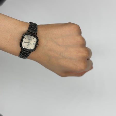 ساعة نسائي كاسيو اسود-رصاصي