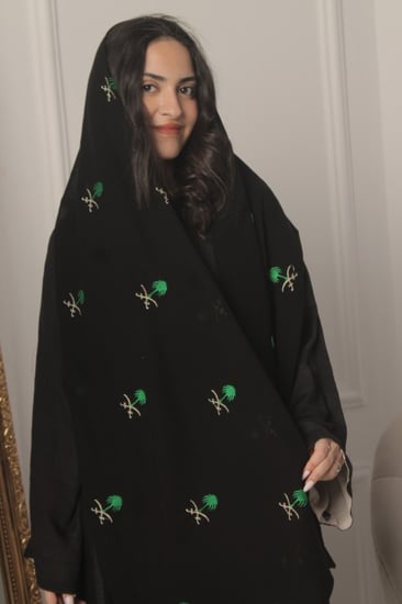 طرحة كامل سيفين ونخلة اسود وتطريز تخضر