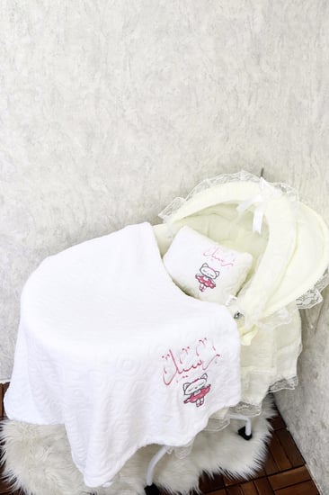 هدايا بطانيه اطفال الجوده مع تطريز اسم حسب الطلب