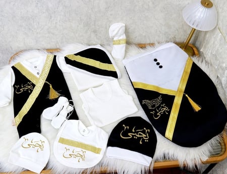 طقم مواليد تصميم جديد لون أسود