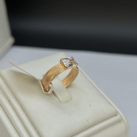 خاتم ذهب عيار 21 وزن 3.91 جرام