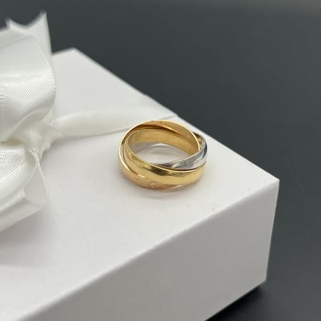 خاتم  ذهب عيار 18 وزن 6.35 جرام