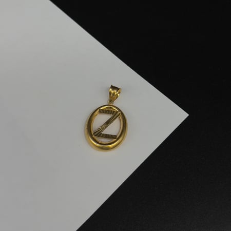 تعليقة ذهب عيار 18 وزن 2.1 جرام