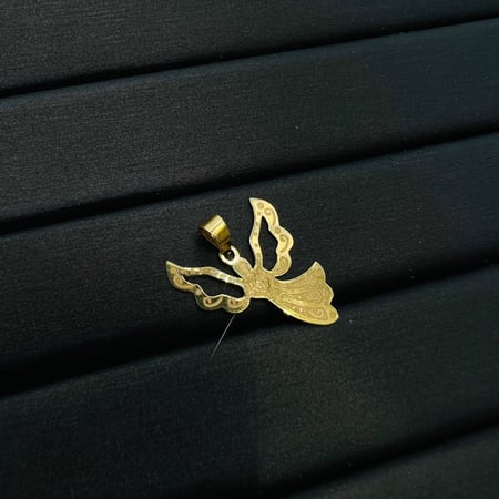 تعليقة ذهب عيار 21 الوزن 0.5 جرام تقريباً