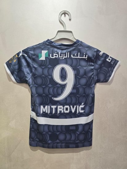 تيشيرت نادي الهلال 2026 رمادي رقم 9 شبابي