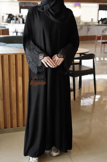 عبايه طقطق تضفي على مظهرك لمسة من الرقي والأنوثة