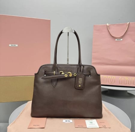 Miumiu Aventure