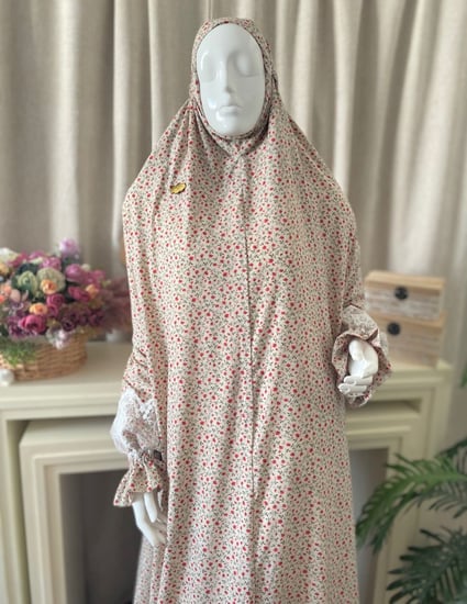 طقم صلاة بلباس موديل عادي