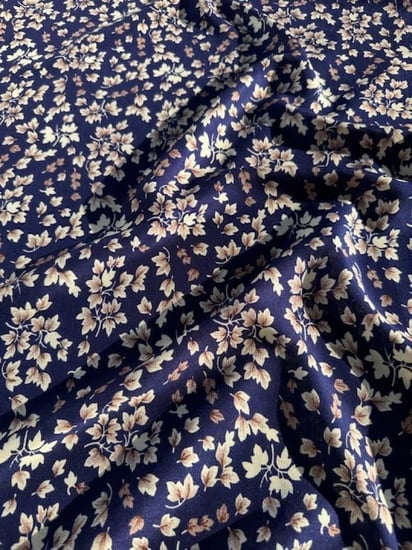 شرشف صلاة كلوش بخنق بأكمام