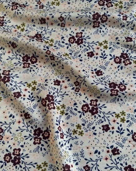 شرشف صلاة كلوش بخنق بأكمام