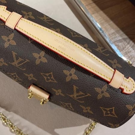 LOUIS VUITTON حقيبة لويس فيتون