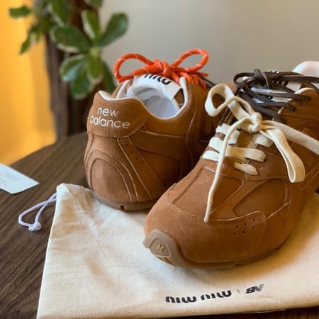 NB @ MIU MIU