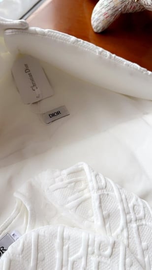 Dior طقم مواليد ديور