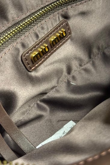 MIU MIU ميو ميو