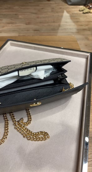 GUCCI  كلتش قوتشي