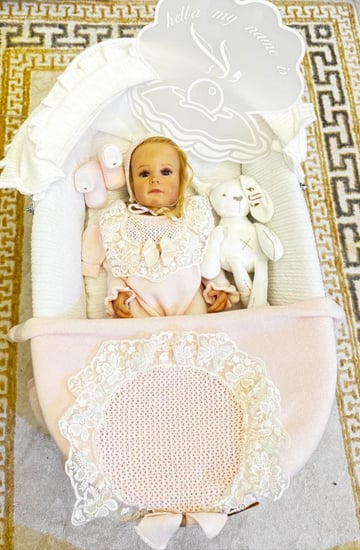 اطقم ملابس مواليد بنات